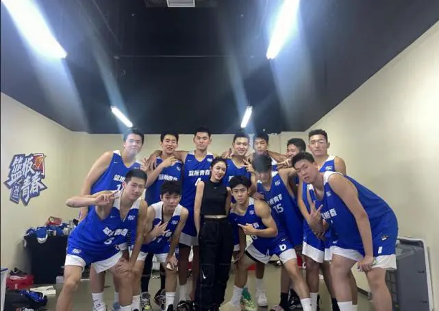 专业控卫如何调整心态应对高强度比赛_2